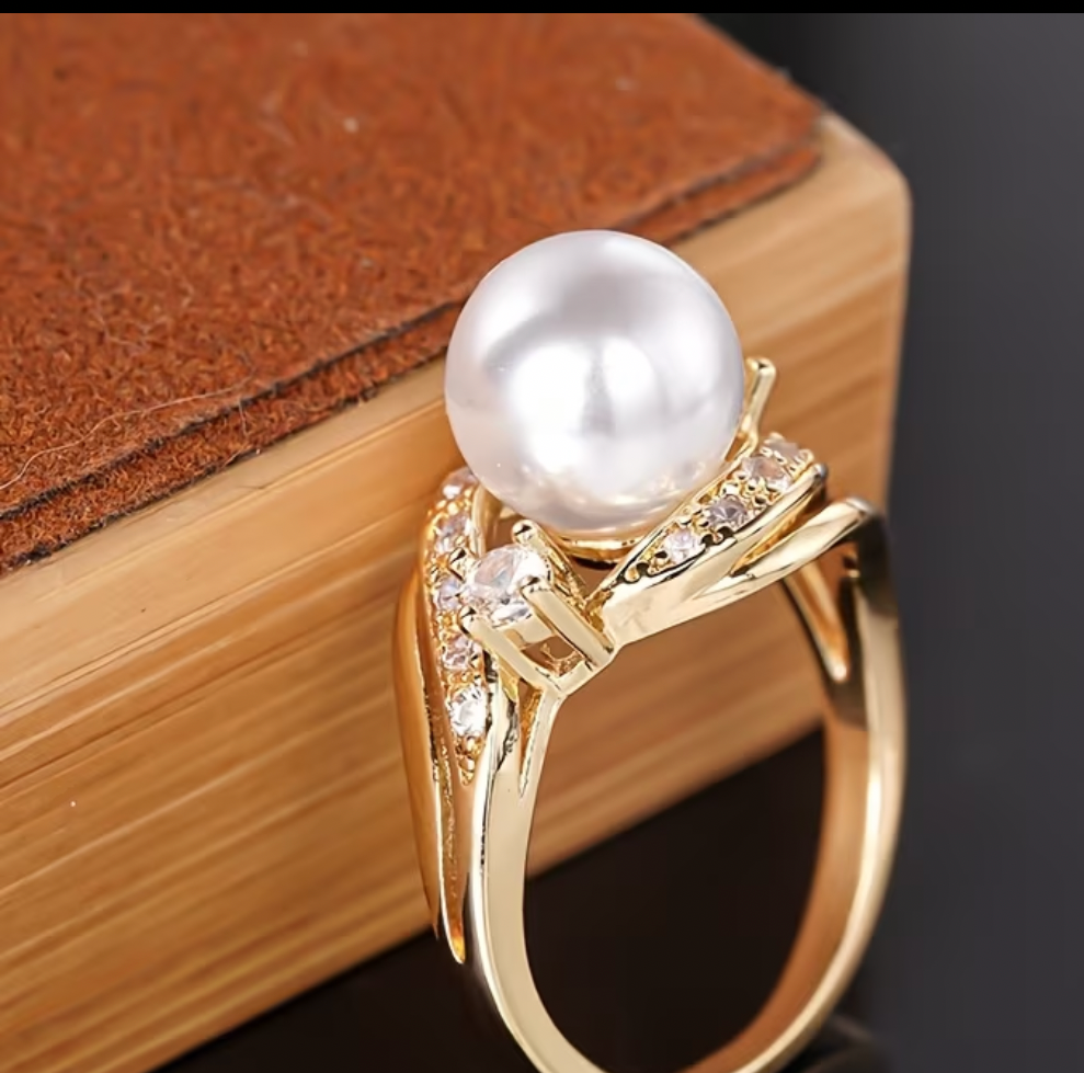 Proud Pearl Wedding Ring